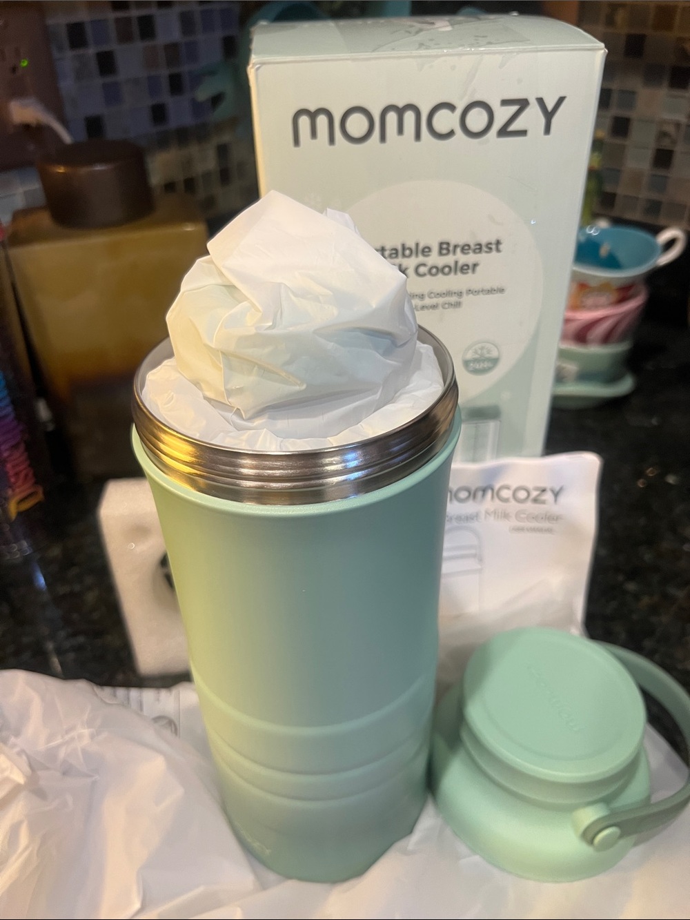 New MOMCOZY Portable Breast Milk Cooler - Sage Green - Picture 8 of 8